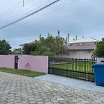 Casa Com Piscina